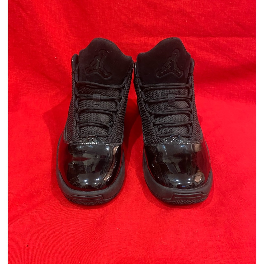 Nike Max Aura 2 Triple Black